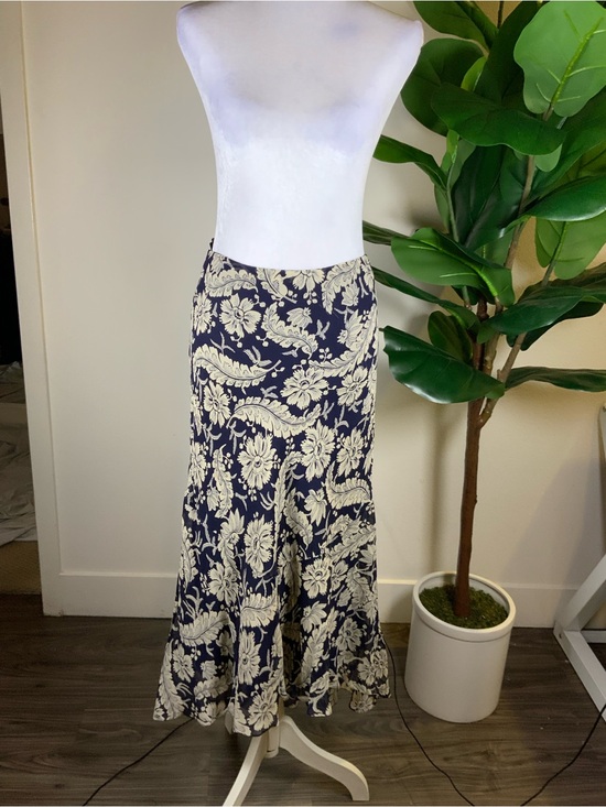Lauren Ralph Lauren Dresses & Skirts - Lauren Ralph Lauren Navy and Cream Floral Maxi Skirt